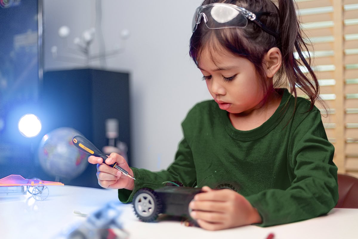 Asia,Students,Learn,At,Home,In,Coding,Robot,Cars,And